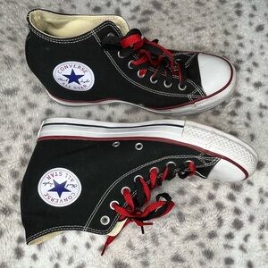 Converse Chuck Taylor All Star Lux Hidden Heel Wedge Black Womens size 10.5